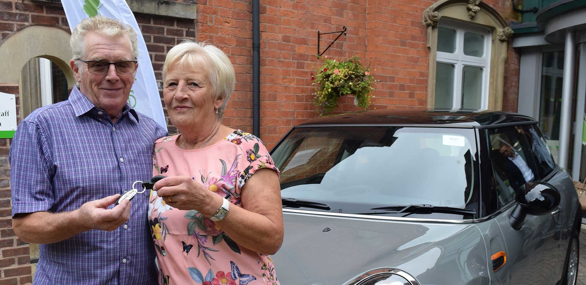 John and Pauline Billington winners of the 2018 St Catherines Hospice car raffle