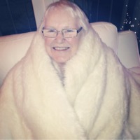 MRS SHIRLEY DAVIES